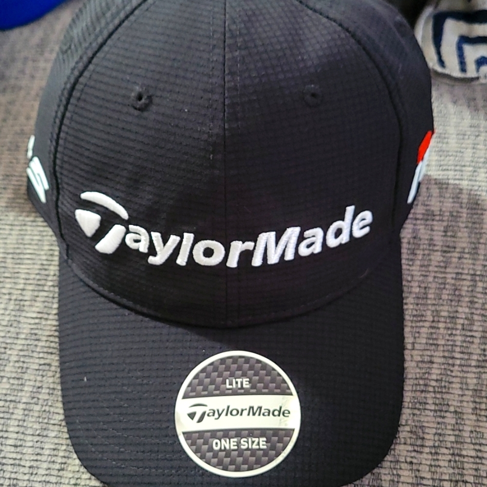 Taylormade Black Hat